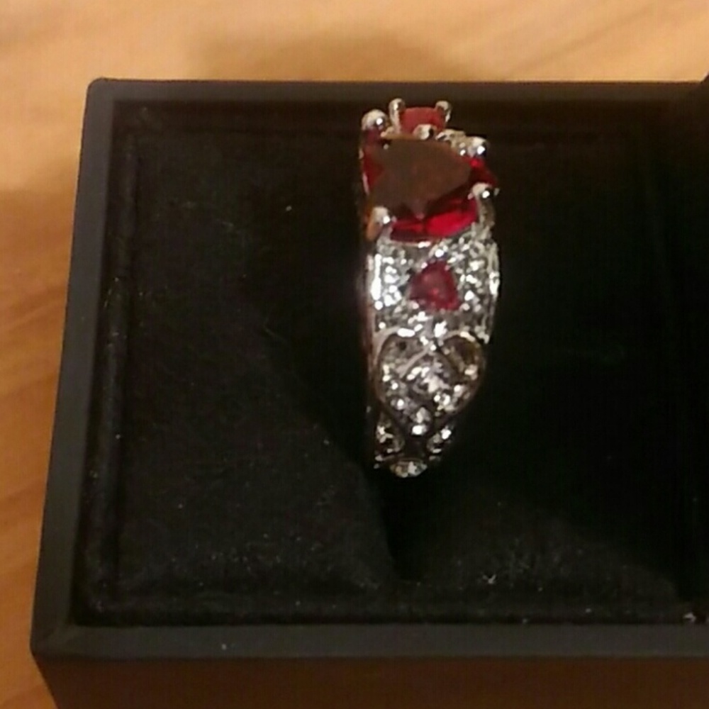 Ruby & Diamond Statement Ring - Picture 2 of 6